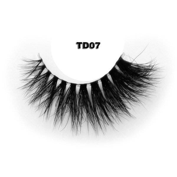 3D Mink Lashes With Invisible Band TD07