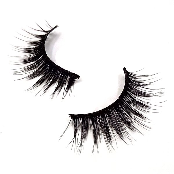 Silk 3D Lashes With Black Cotton Band DS09