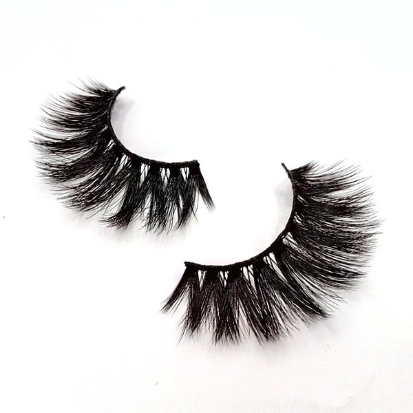 Silk 3D Lashes With Black Cotton Band DS08