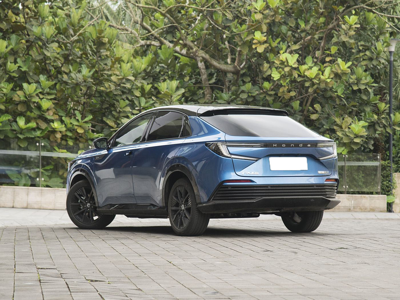 HONDA eNP2-2