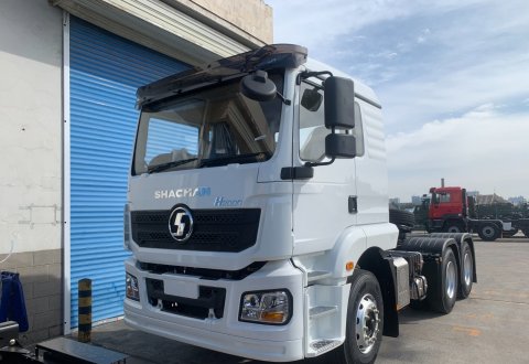 Shacman H3000 6x4 420hp Tractor Truck for sale