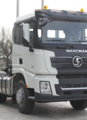 SHACMAN Tractor Truck with Trailer