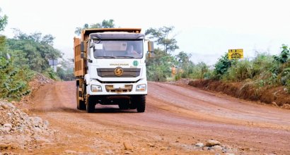SHACMAN Mining Trucks Prove Their Strength in the Pacific’s Harshest Nickel Mines