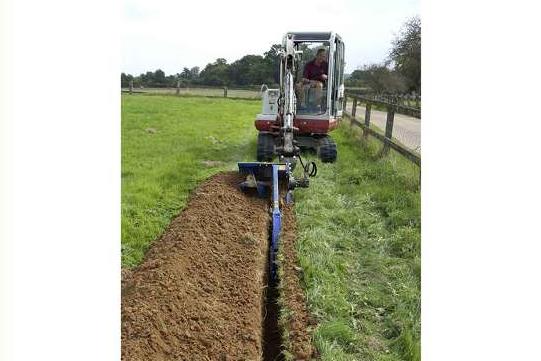 KHN0207系列挖机开沟机