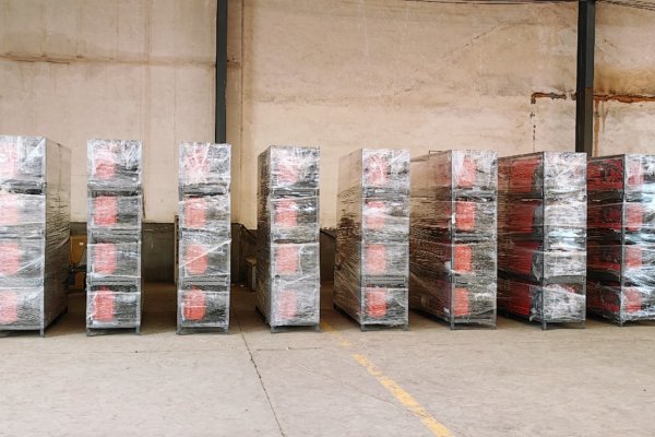 KNDMAX WS25 HYDRAULIC LOG SPLITTER LOADING